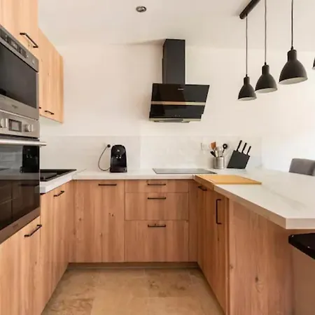 Le marronnier 3: Superbe appart au coeur de la petite venise LʼIsle-sur-la-Sorgue Extérieur photo